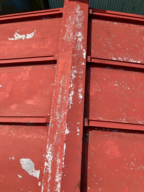 トタン屋根の状態確認